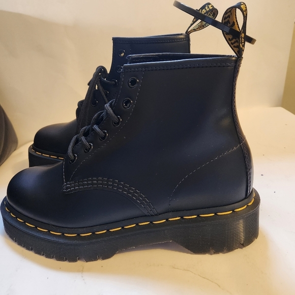 Dr. Martens 101 Quad boots size 7 BNWOB - Picture 6 of 10